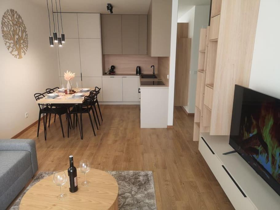 M&M2 Apartment Near Center With Free Parking - Ac Koszyce Zewnętrze zdjęcie